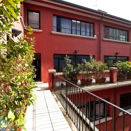 Oasi Village Hotel Milano Esterno foto