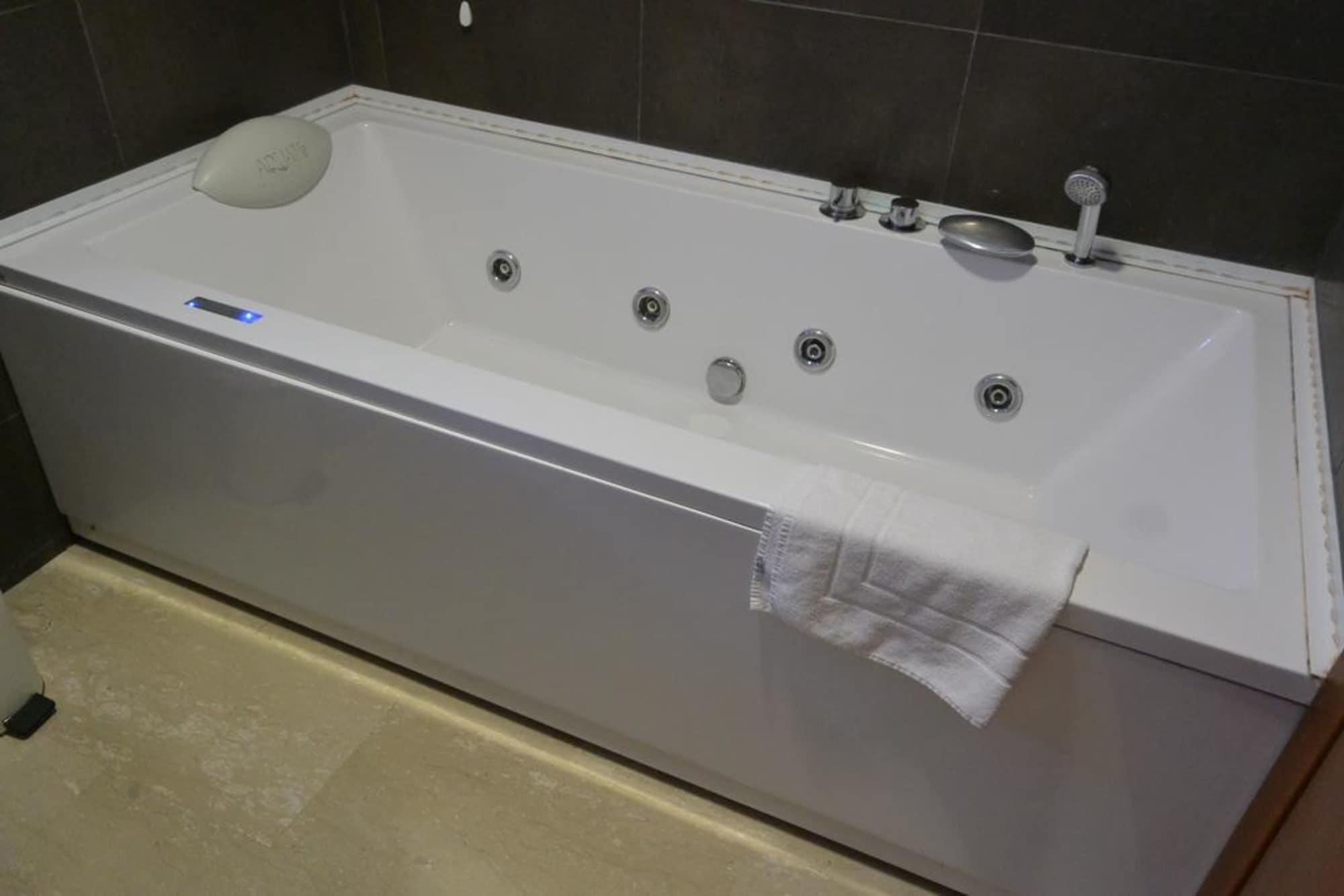 Oasi Village Hotel Milano Esterno foto