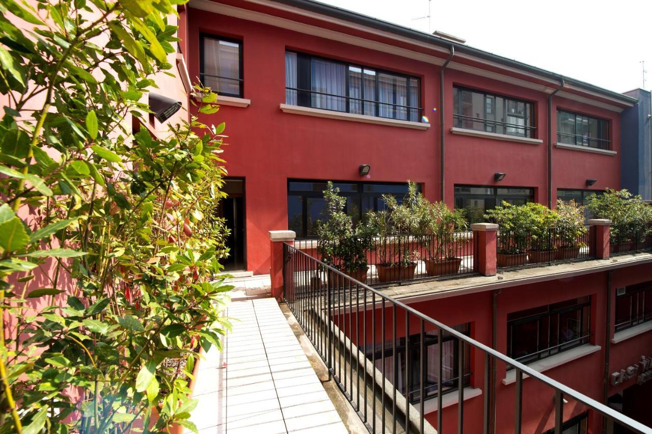 Oasi Village Hotel Milano Esterno foto