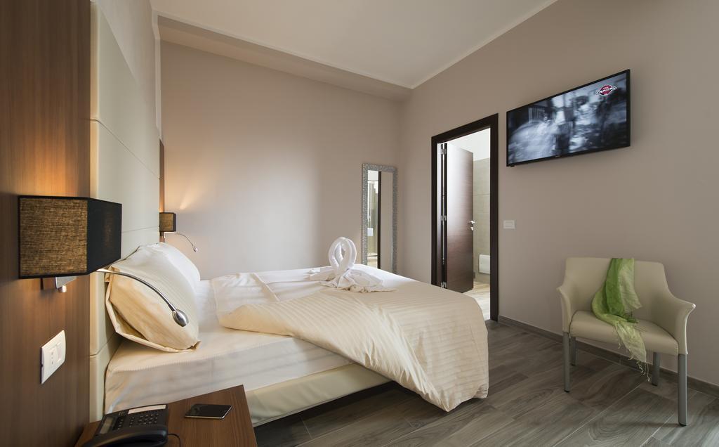 Oasi Village Hotel Milano Esterno foto