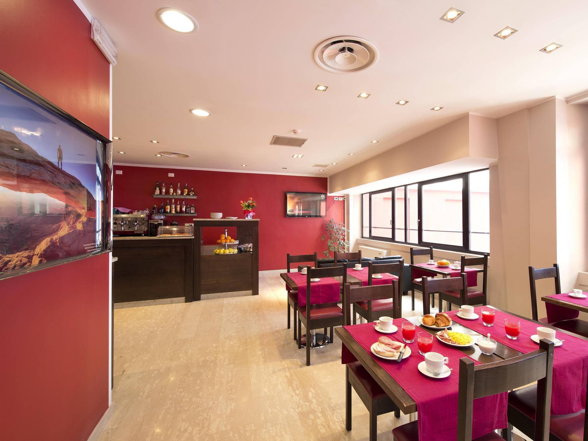Oasi Village Hotel Milano Esterno foto